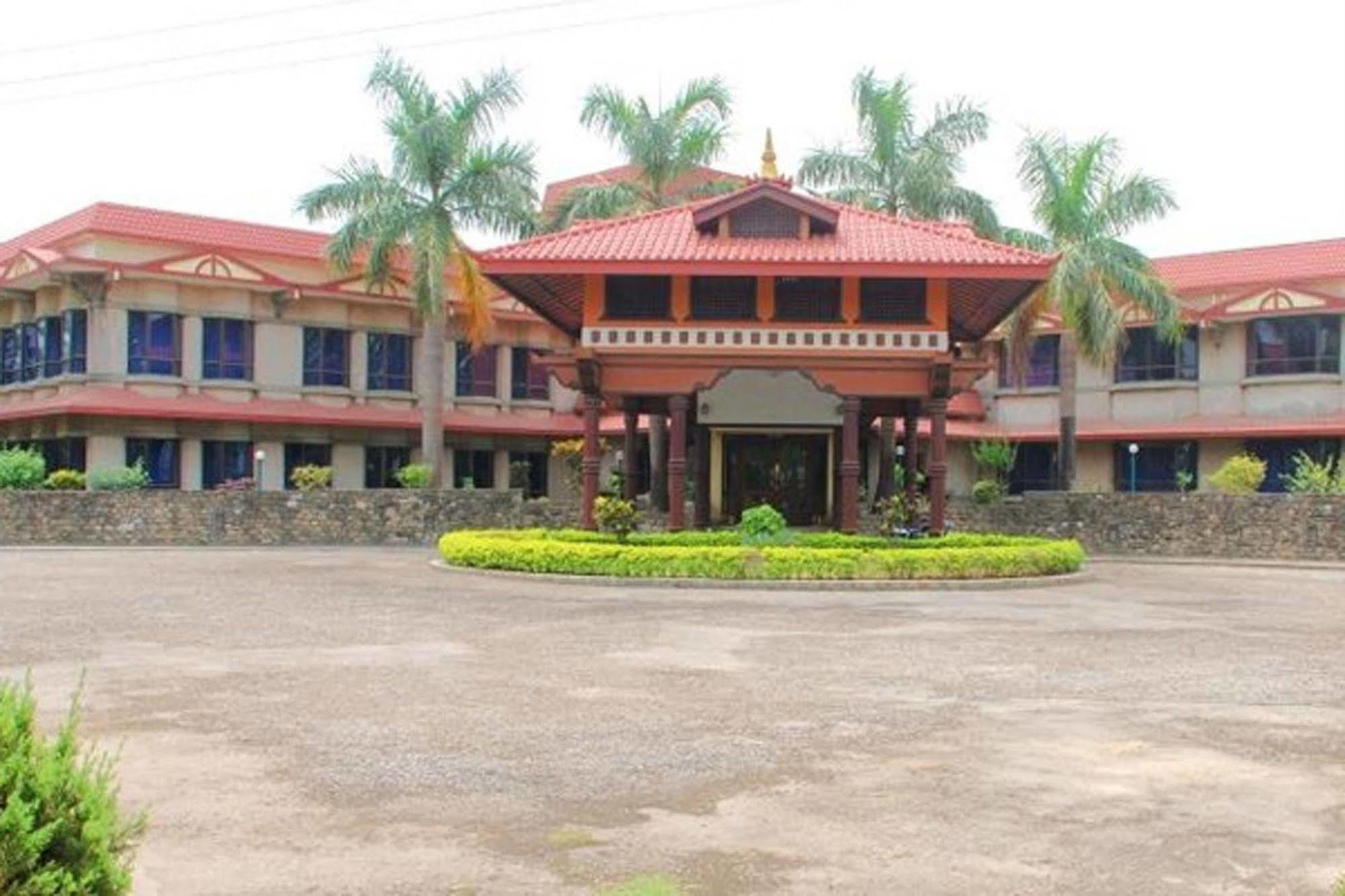 Hotel Lumbini Garden New Crystal Ngoại thất bức ảnh